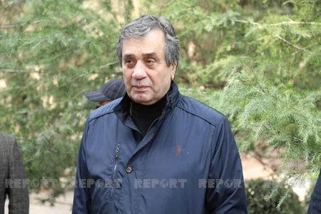 Xalq artisti Əlibaba Məmmədov dəfn olunub