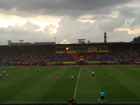 Silahın paytaxtında futbol tamaşası - Rəqibi tərksilah edən Neftçi  - REPORTAJ - VİDEO