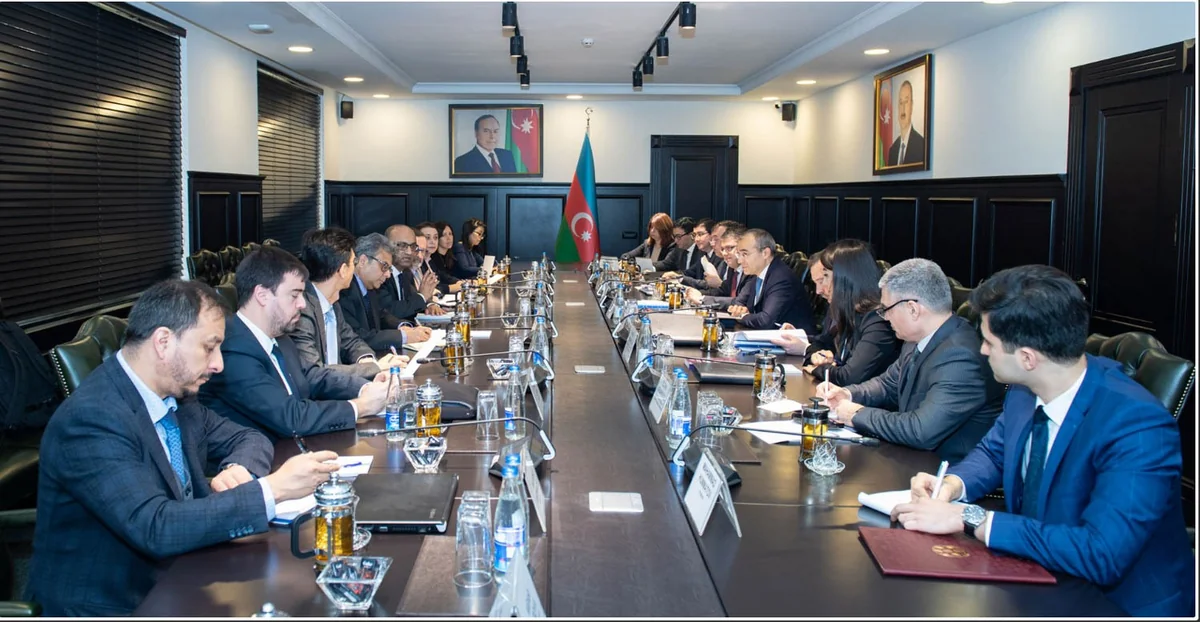 Vergilər naziri Dünya Bankının Azərbaycan üzrə meneceri ilə görüşüb