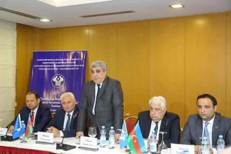 Azərbaycan Respublikasının ictimai-siyasi həyatında QHT-lərin rolu mövzusunda tədbir keçirilib