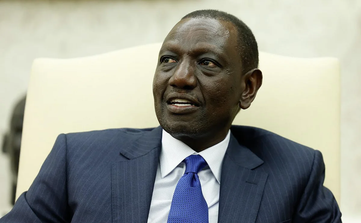 Президент Кении заявил о роспуске правительства