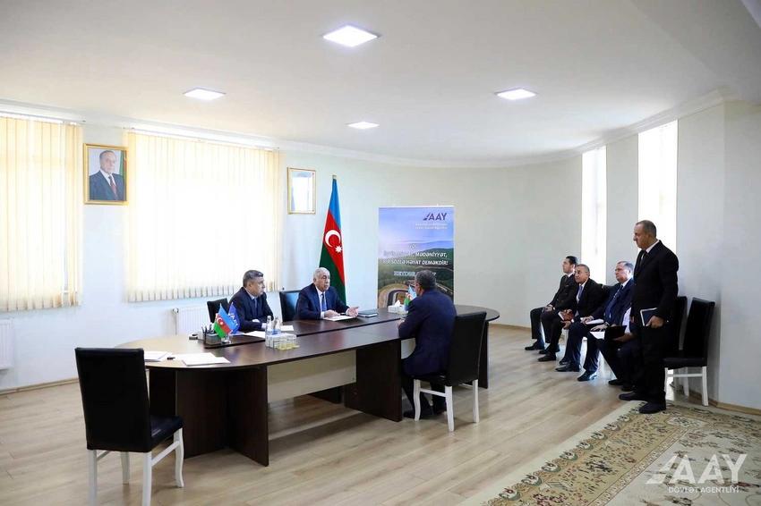 Saleh Məmmədov Siyəzəndə vətəndaşları qəbul edib