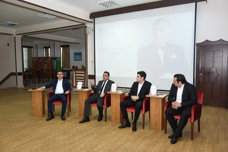 Naxçıvanda Ulu Öndər Heydər Əliyevə həsr olunan konfrans keçirilib