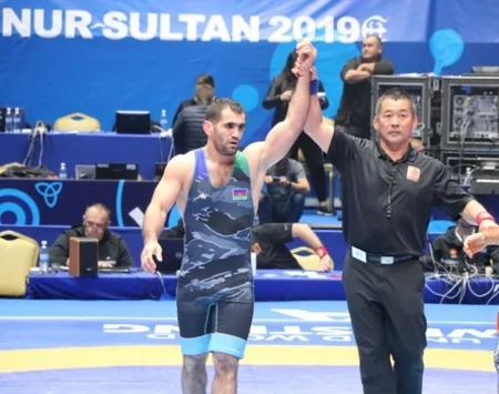 Dünya çempionatı: Bu gün iki güləşçimiz qızıl medal uğrunda yarışacaq
