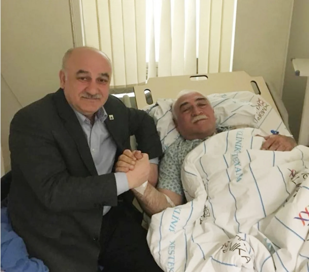 İsa Qəmbər müayinə üçün Türkiyəyə gedib