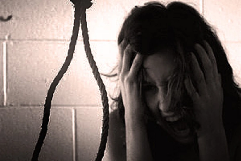 Cəlilabadda məktəbli qız intihar edib