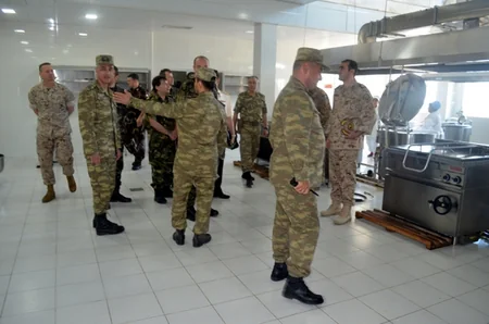 Аккредитованные в Азербайджане военные атташе посетили воинскую часть