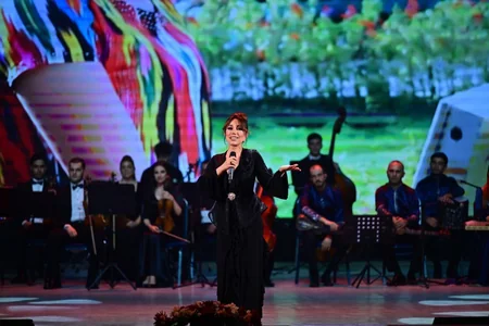Tacikistanda Azərbaycan Mədəniyyəti Günlərinin açılışı münasibətilə qala konsert keçirilib