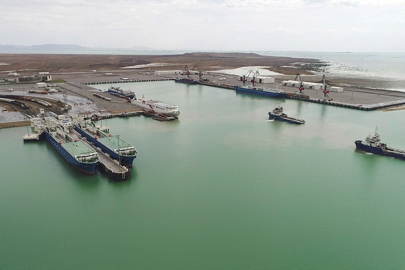 В порту Алят будет построен зерновой терминал