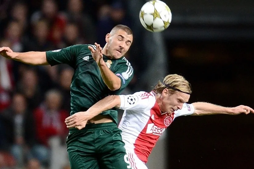 Amsterdam və Londonda futbol tamaşası - AFİŞA