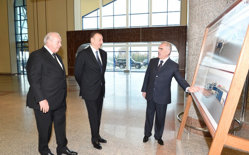 Prezident İlham Əliyev Naxçıvan Beynəlxalq Hava Limanının “Şərq Terminalı”nın yenidənqurmadan sonrakı vəziyyəti ilə tanış olub