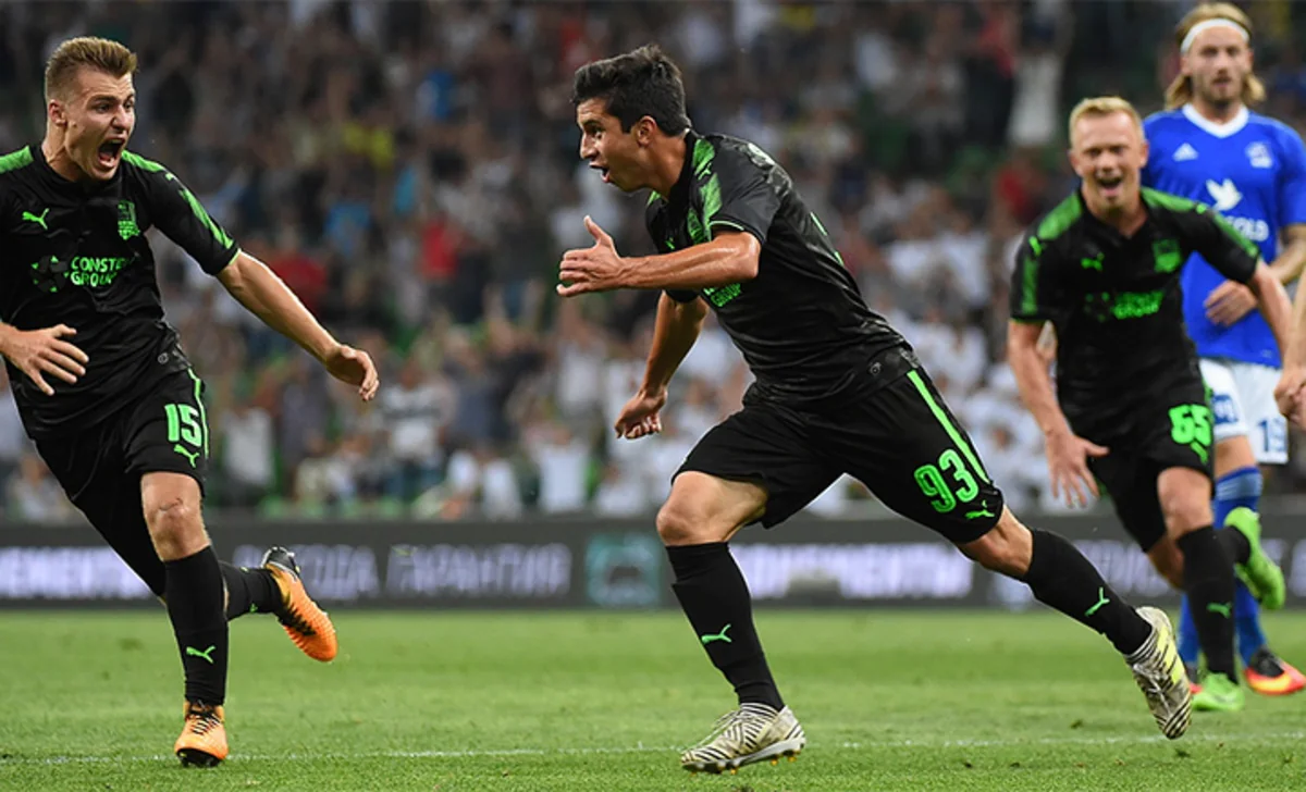 Krasnodar klubunun futbolçusu Məhəmmədşəfi Süleymanov postsovet futbolu tarixinə düşüb