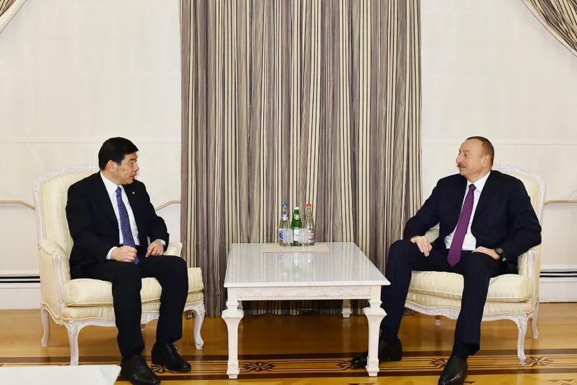 President Ilham Aliyev received Secretary General of World Customs Organization