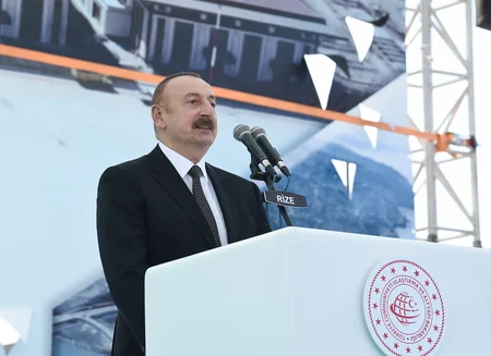 Президенты Азербайджана и Турции приняли участие в открытии аэропорта Ризе-Артвин