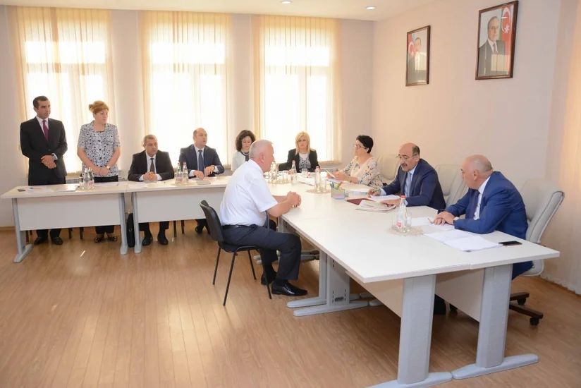 Əbülfəs Qarayev  Zaqatalada vətəndaşları qəbul edib