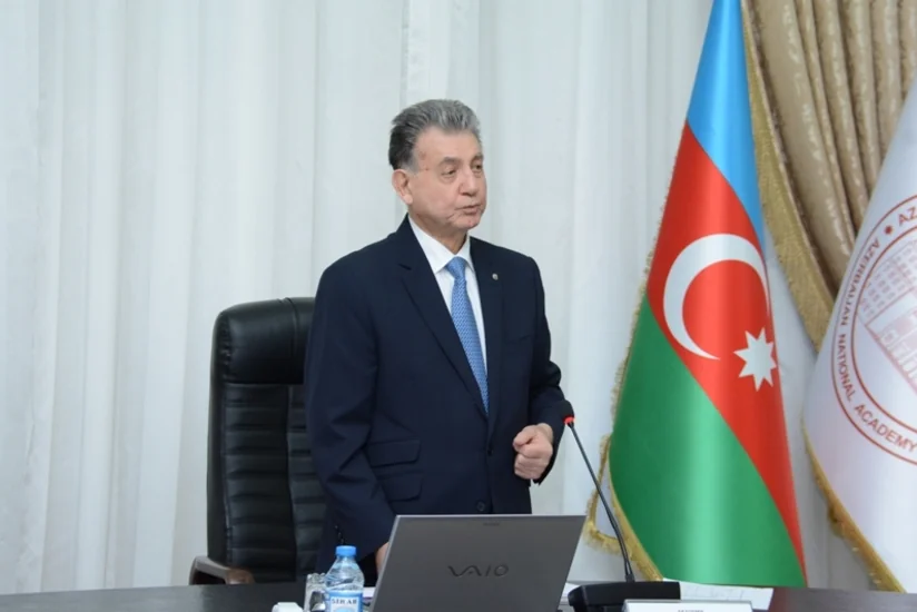 Akif Əlizadə: Dissertasiya mövzuları elmin qarşısında duran əsas vəzifələrə uyğun seçilməlidir