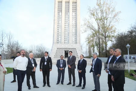 TÜRKSOY-un teatr rəhbərləri Şuşanı gəziblər