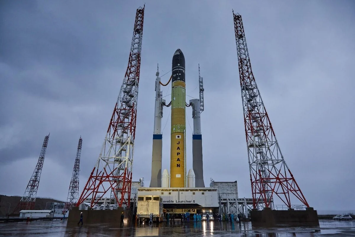 Японское JAXA уничтожило ракету со спутниками из-за отклонения от траектории