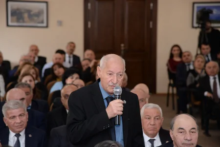 Состоялось первое собрание председателей общин районов и сел Западного Азербайджана