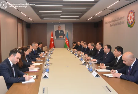 Meeting of Azerbaijani, Turkish FMs in expanded format starts