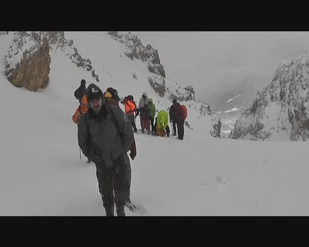 ​Heydər Əliyevin anadan olmasının 93-cü ildönümü münasibətilə “Heydər zirvəsi”nə yürüşlər təşkil olunub - FOTO-VİDEO