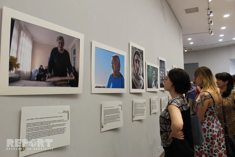 Tbilisidə Gürcüstanın dini müxtəlifliyini əks etdirən “Qadın hekayələri” adlı fotosərgi olub