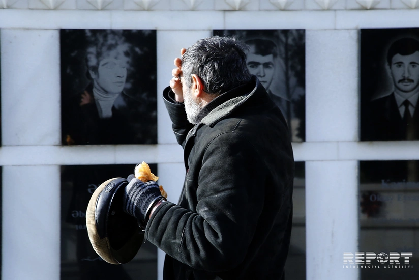 Ağla, qərənfil, ağla... - FOTOREPORTAJ