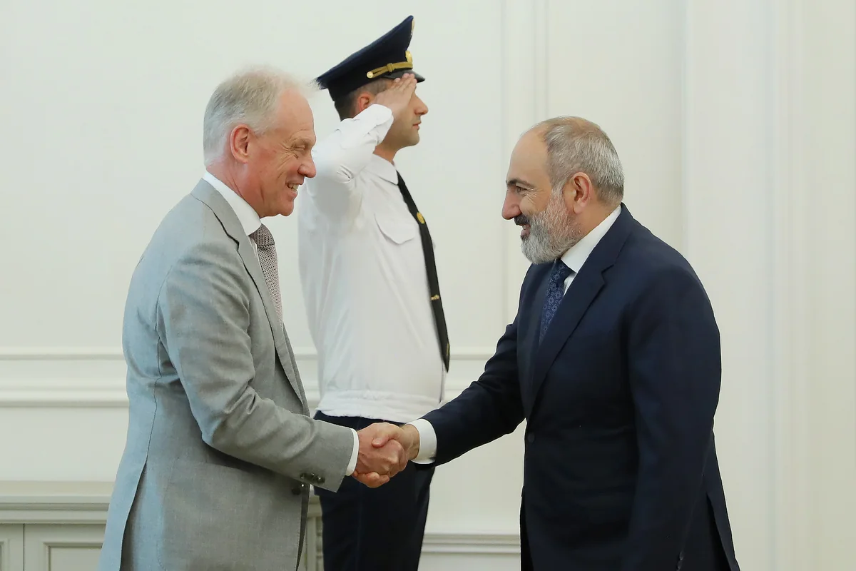 Гендиректор ЕК и премьер Армении обсудили развитие сотрудничества с Евросоюзом