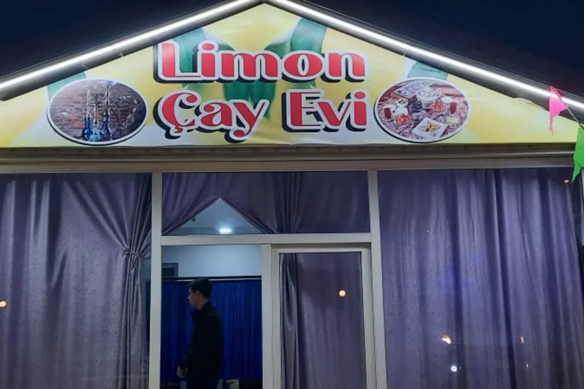 Saatlıda gecə saatlarında fəaliyyət göstərən çayxana aşkarlanıb