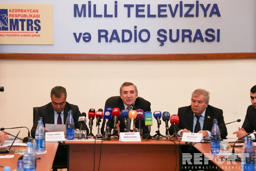 Nuşirəvan Məhərrəmli: Sənət adamları öz fikirlərini Azərbaycan dilində deyə bilmir