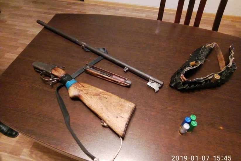 Sabirabadda qanunsuz silah saxlayan 2 nəfər tutulub - FOTO