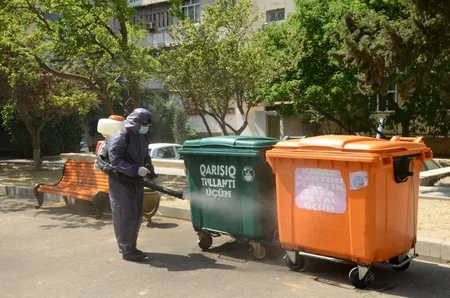 Bakıda həyətlərə əlavə zibil konteynerləri qoyulub