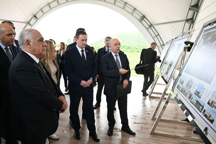 Премьер Беларуси посетил место будущего строительства агрохолдинга в Агдаме