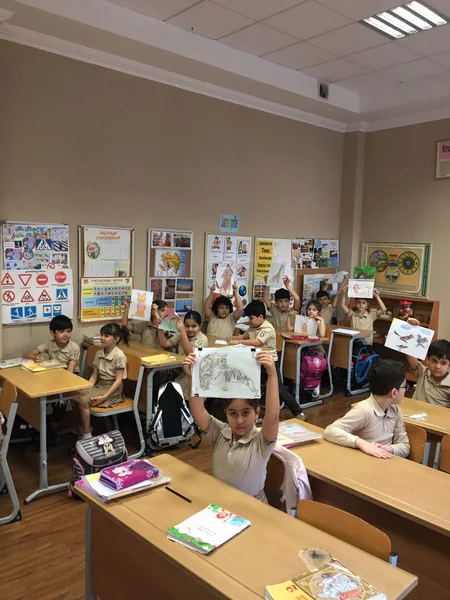 “Beynəlxalq bioloji müxtəliflik günü” münasibətilə məktəb-liseydə məktəblilərlə görüş keçirilib