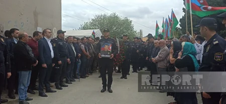 Ermənilərin mina terrorunda həlak olan polis serjantı Sumqayıt Şəhidlər xiyabanında dəfn edilib - YENİLƏNİB