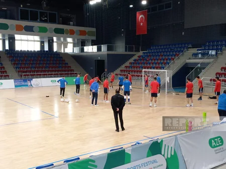Azərbaycanın futzal millisi Yunanıstanla oyunöncəsi məşqə çıxıb