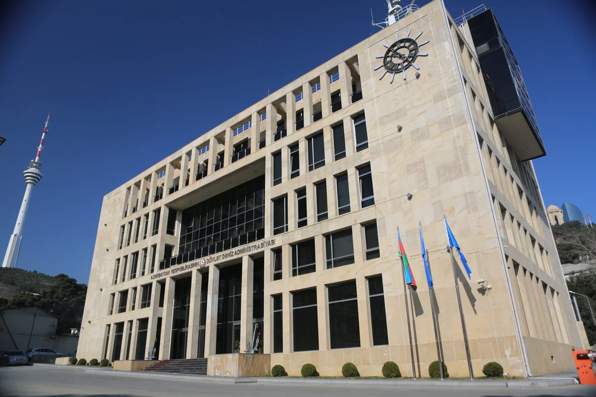 Hava şəraitinə görə gəmilərin hərəkət təhlükəsizliyi gücləndirilib