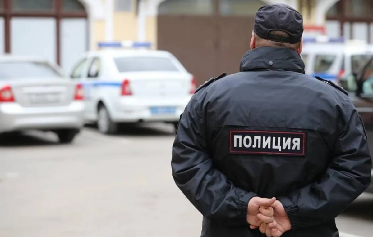 Сотрудник полиции ранен при нападении на наряд ДПС в России