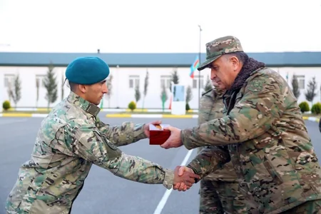 Generallar Od çərşənbəsini əsgərlərlə birlikdə qeyd etdi - FOTO - VİDEO