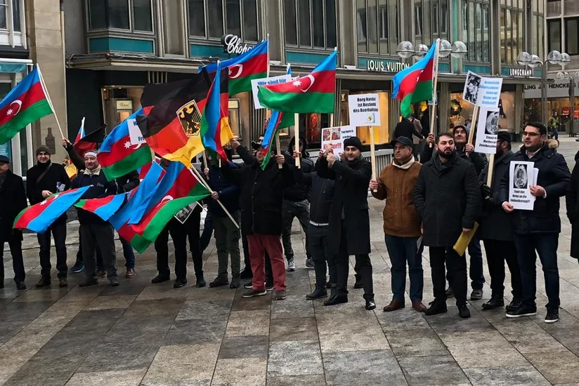 Azərbaycanlılar Almaniyada aksiya keçirib