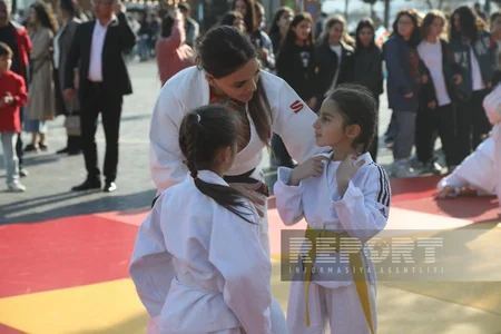 Bakıda “Gücümüz cəsarətimizdədir!” adlı yürüşün açılış mərasimi olub - YENİLƏNİB