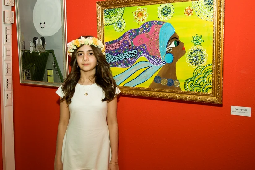 Bakıda gənc rəssamın “Mənim dünyam” adlı rəsm sərgisi açılıb