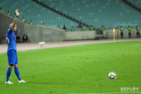 Azərbaycan yığması UEFA Millətlər Liqasındakı ilk oyununda heç-heçə edib - FOTOREPORTAJ