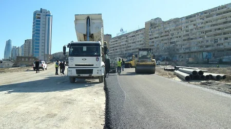 Sovetski ərazisində yol infrastrukturunun 70%-i artıq yenidən qurulub - VİDEO