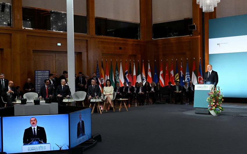 İlham Əliyev Berlində XV Petersberq İqlim Dialoqunun Yüksək Səviyyəli Seqmentində çıxış edib - YENİLƏNİB-5