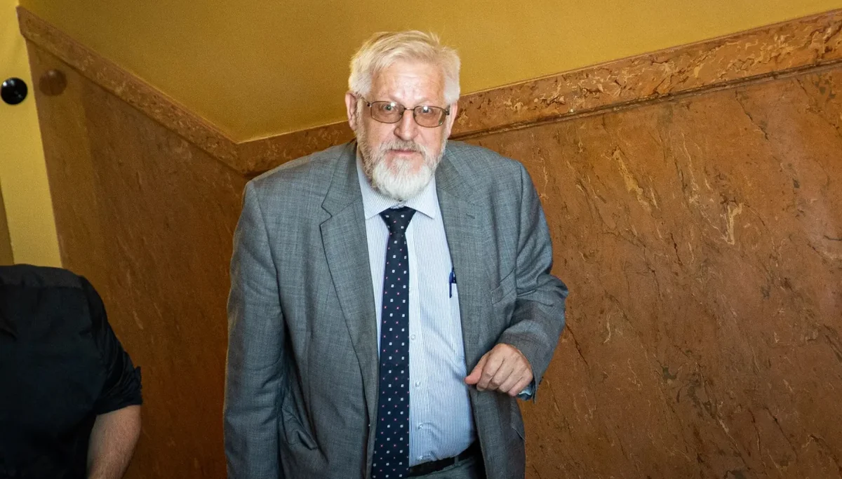 Estoniyada alim prezidentliyə namizəd oldu