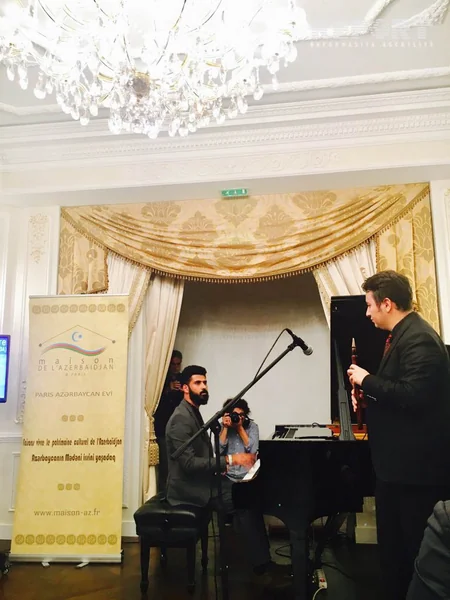 Fransada Paris Azərbaycan Evinin 25 illik yubileyi qeyd edilib