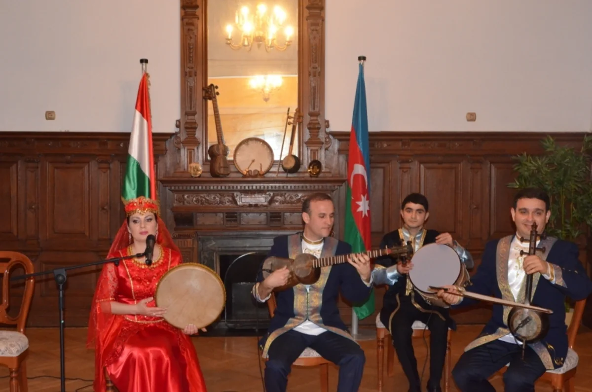 ​Macarıstanda Novruz konserti keçirilib