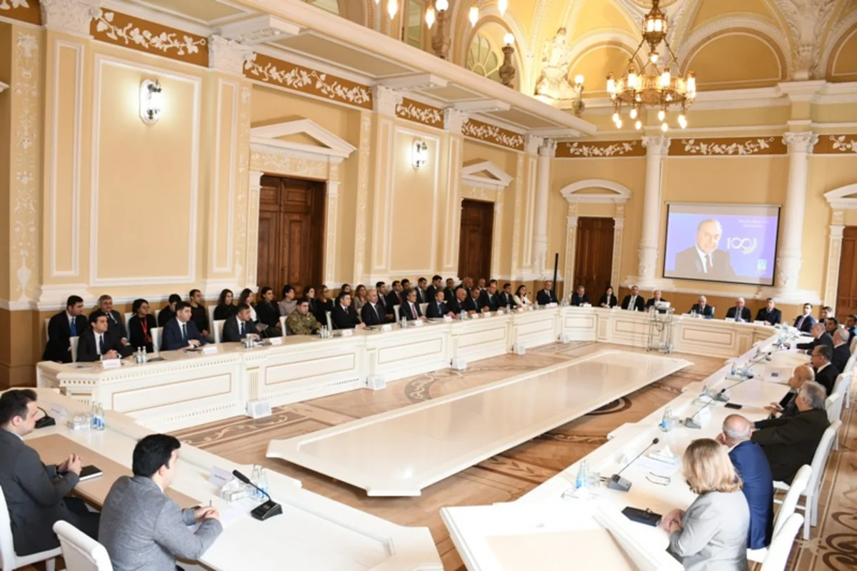 “Heydər Əliyev və Azərbaycan” mövzusunda konfrans keçirilib