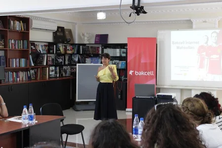 Bakcell organizes one more workshop on introduction to mobile communications